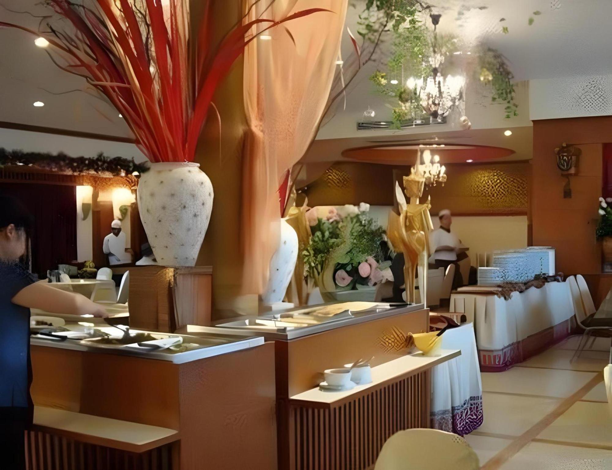 Collection O Howard Square Boutique Hotel Bangkok Exterior photo